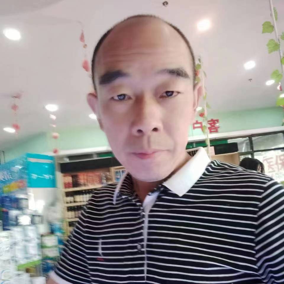 欧跃建照片
