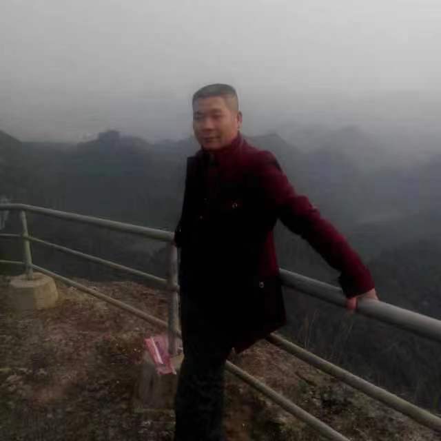陈默