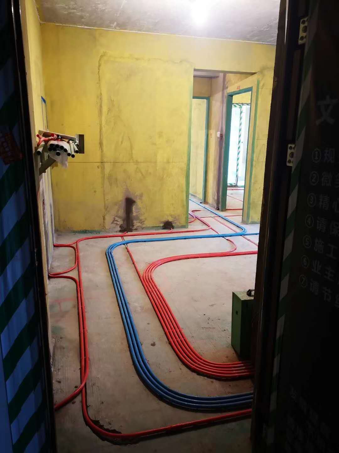 群升江山城90m²水电工长施工现场实景