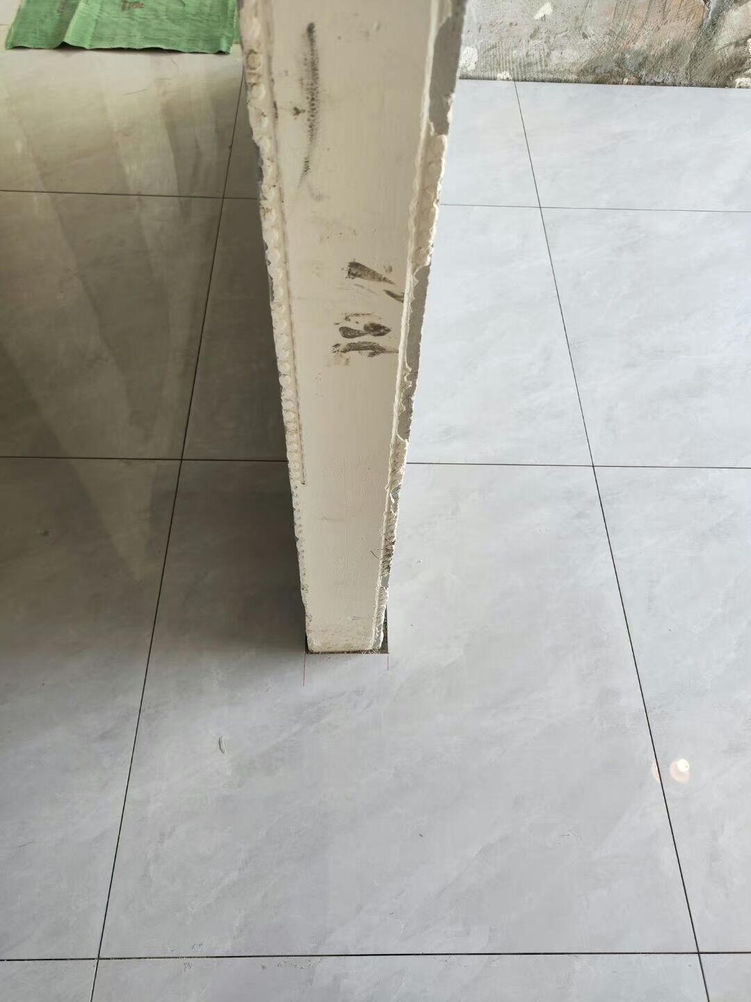 90㎡ 平瓦工工长瓷砖铺贴1