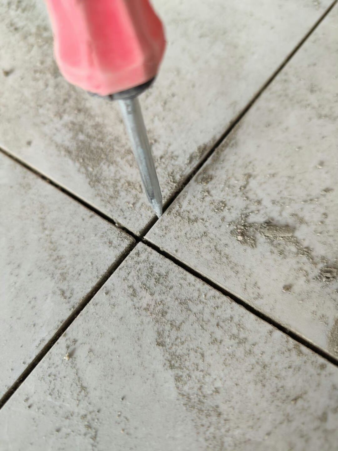 90㎡ 平瓦工工长瓷砖铺贴3