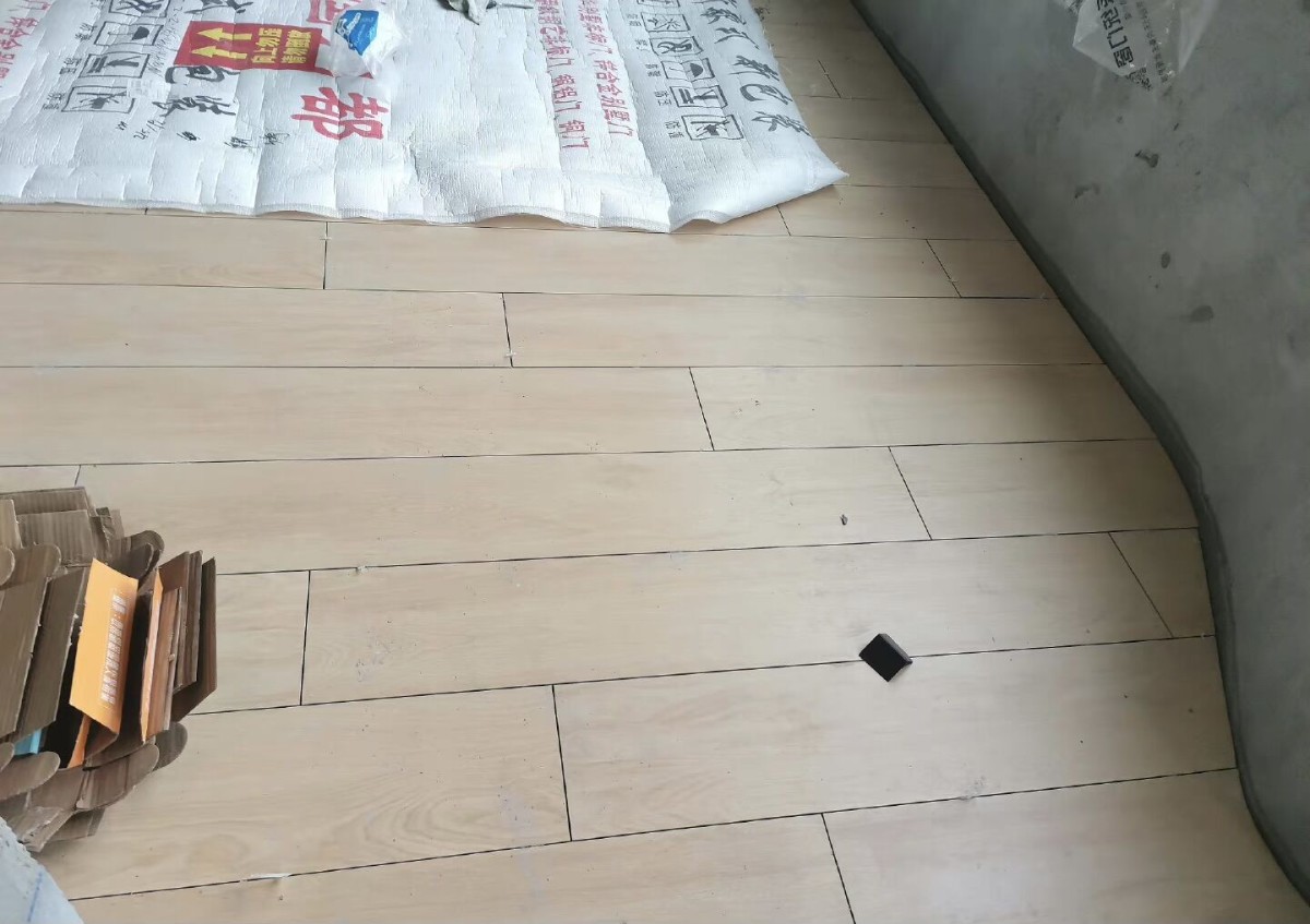 120㎡平瓦工工长瓷砖铺贴1