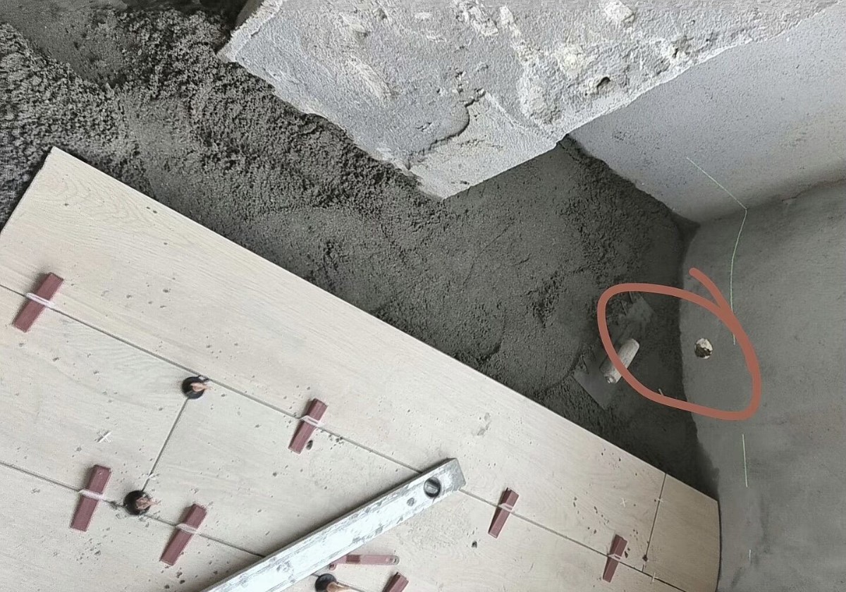 120㎡平瓦工工长瓷砖铺贴5