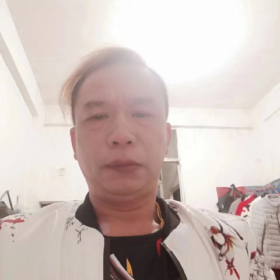 杨雄照片
